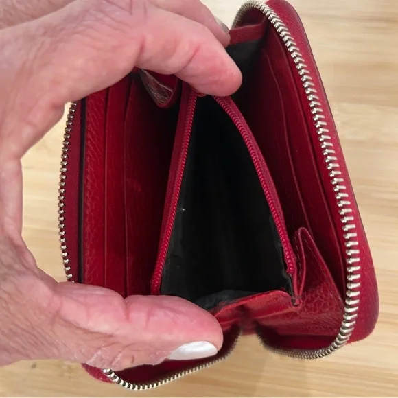 Gucci Wallet - Picture 5 of 6